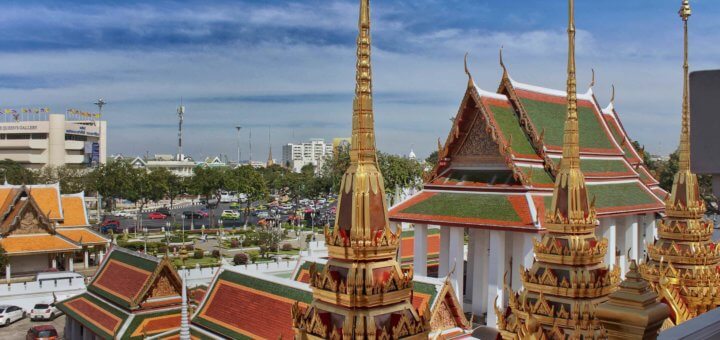 The city of Bangkok has two parallel world running together