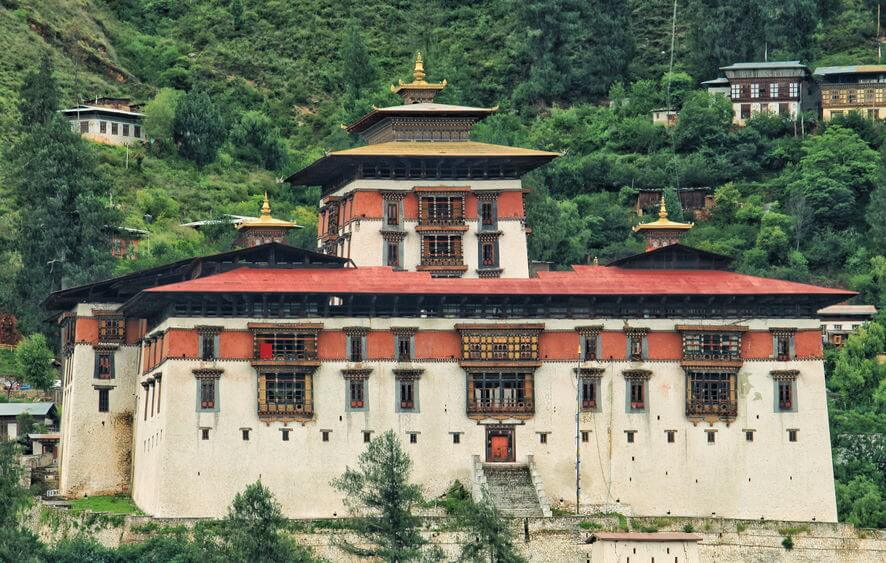 Paro Travel Guide must include Rinpung Dzong