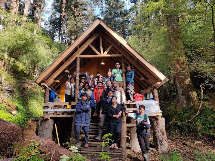 The fairytale log cabin - Camp Emudu