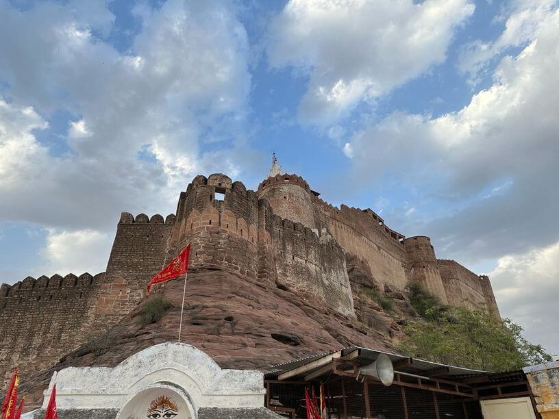 Overlooking the back walls of the might Mehrangarh Fort
